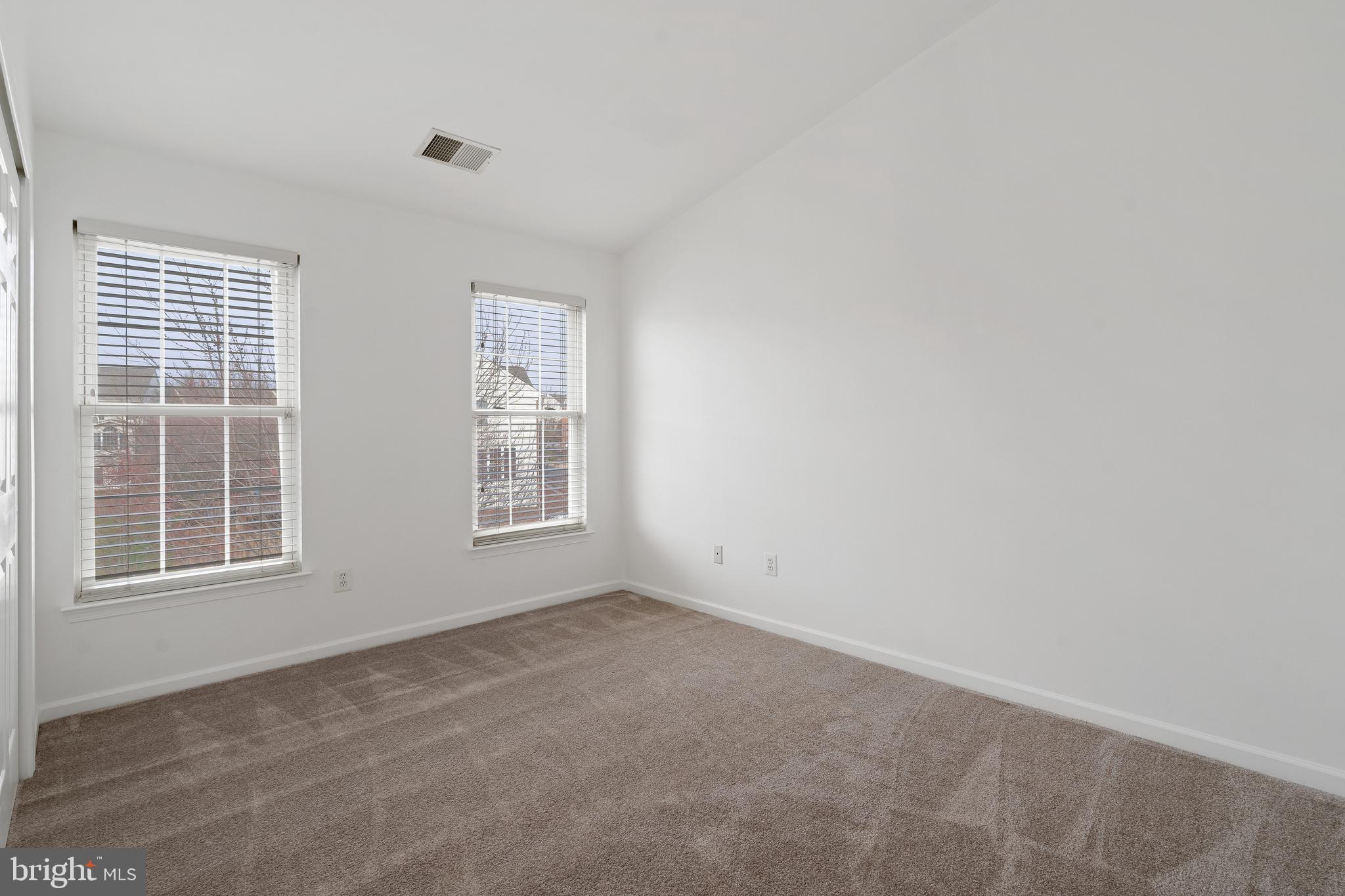 128 Ivy Hills Ter