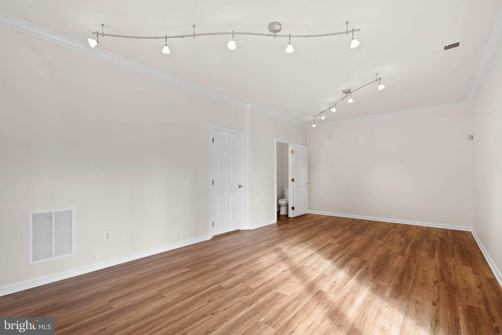 128 Ivy Hills Ter