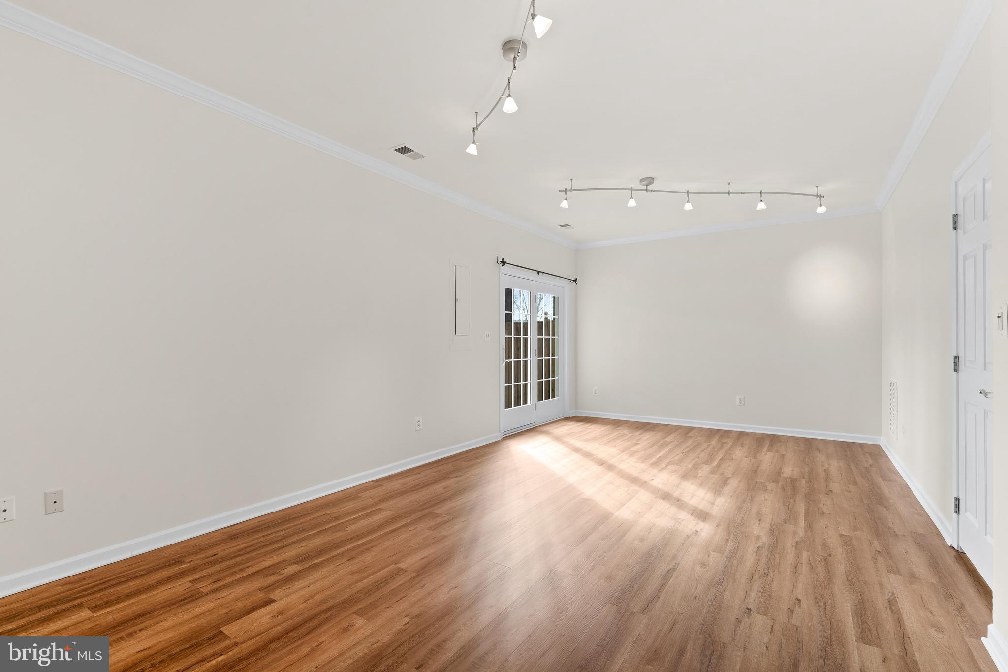 128 Ivy Hills Ter
