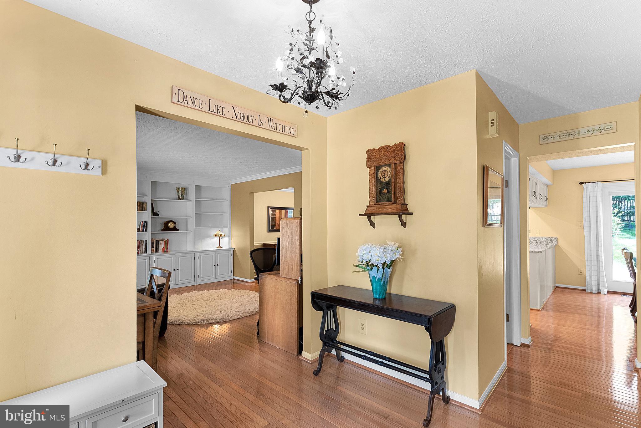 132 Briarwood Ct