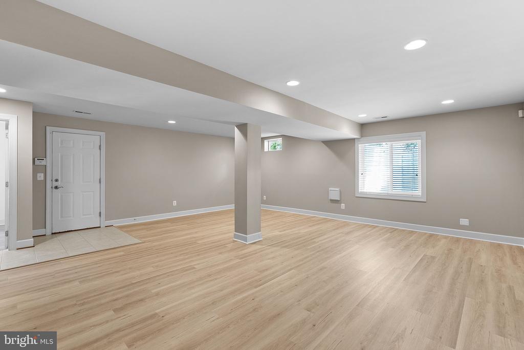 40992 Indigo Pl