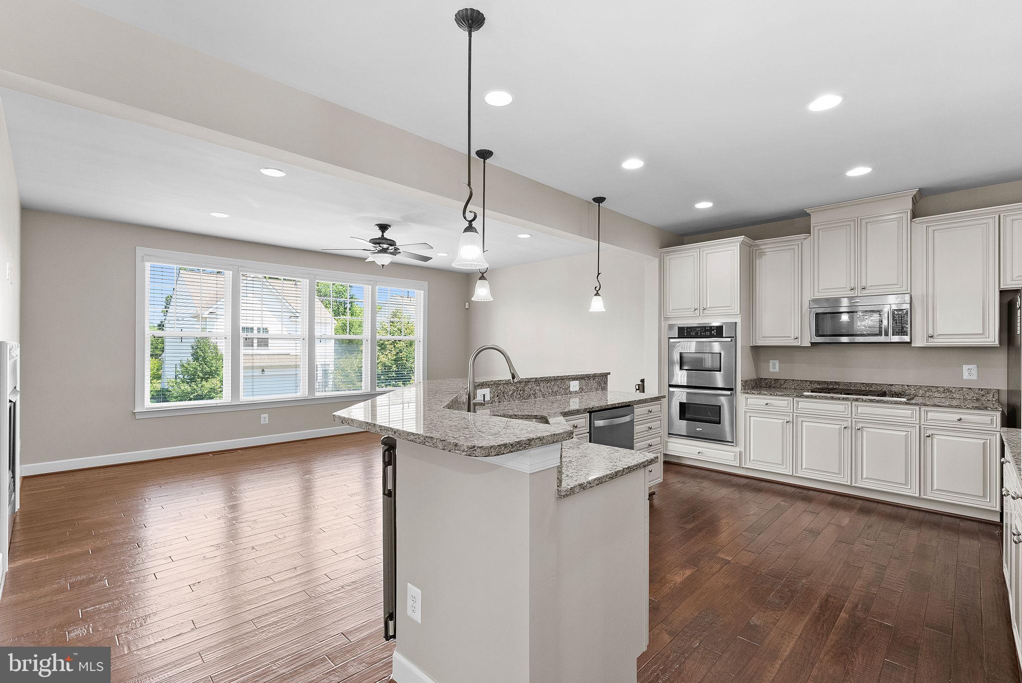 40992 Indigo Pl