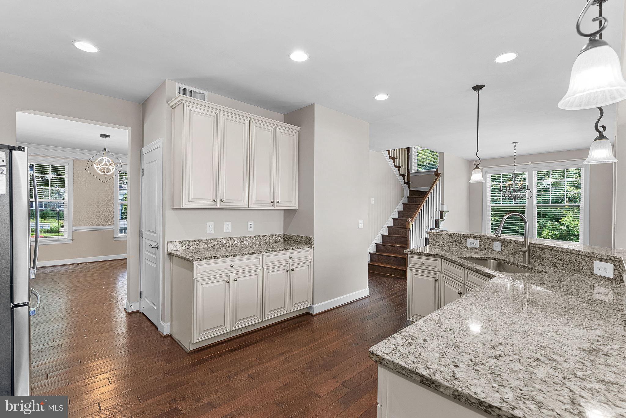 40992 Indigo Pl