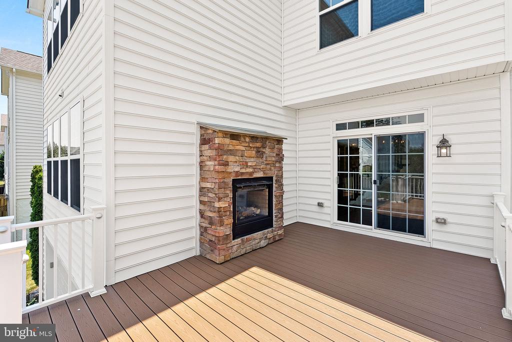 40992 Indigo Pl
