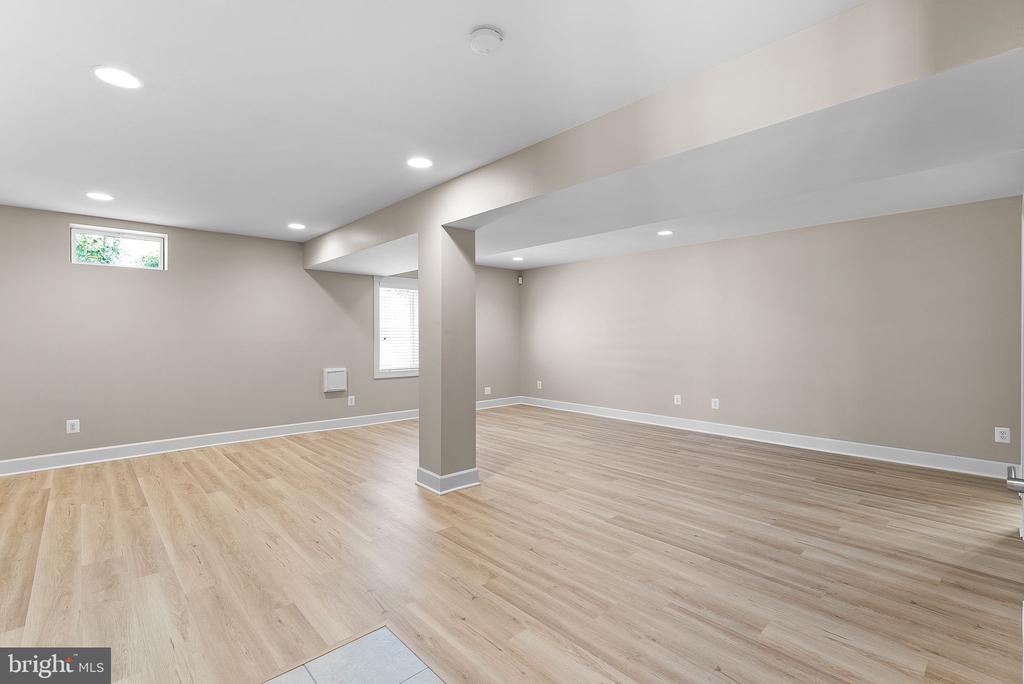 40992 Indigo Pl