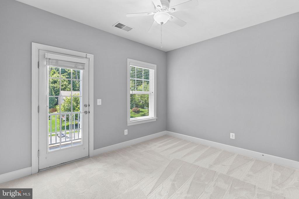 40992 Indigo Pl