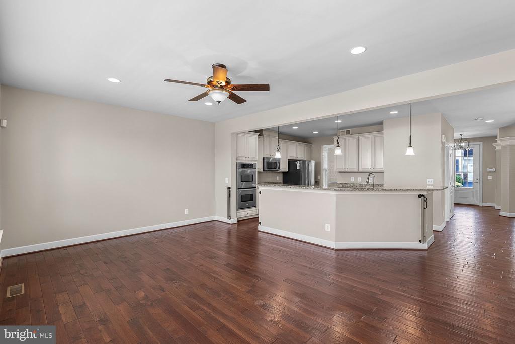 40992 Indigo Pl
