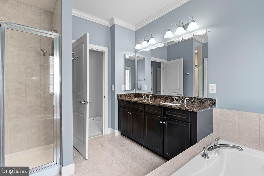 40992 Indigo Pl