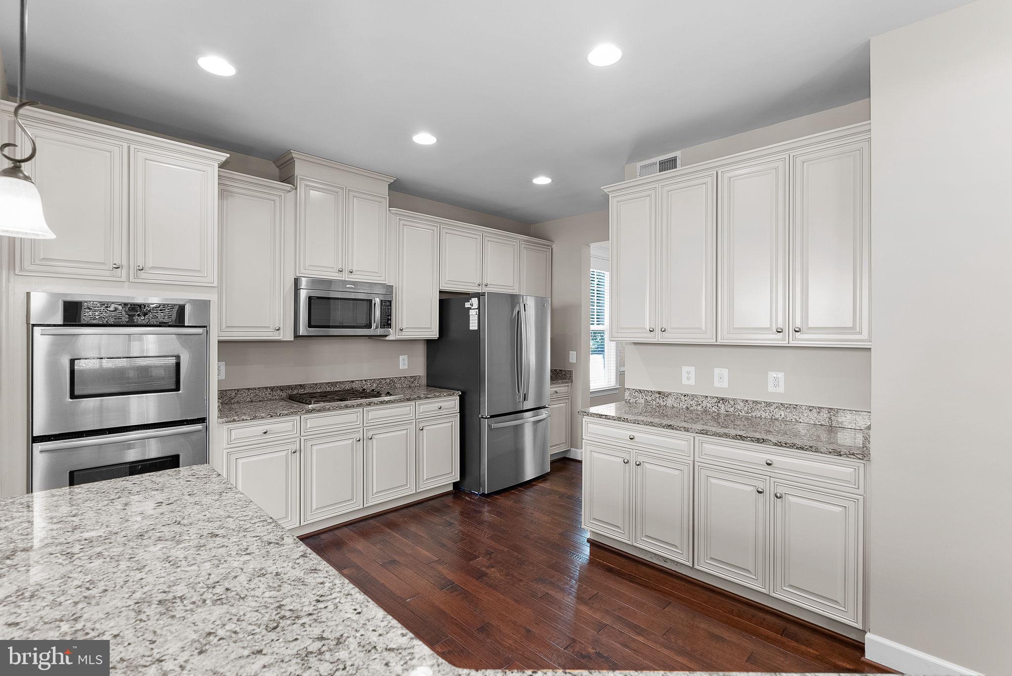 40992 Indigo Pl
