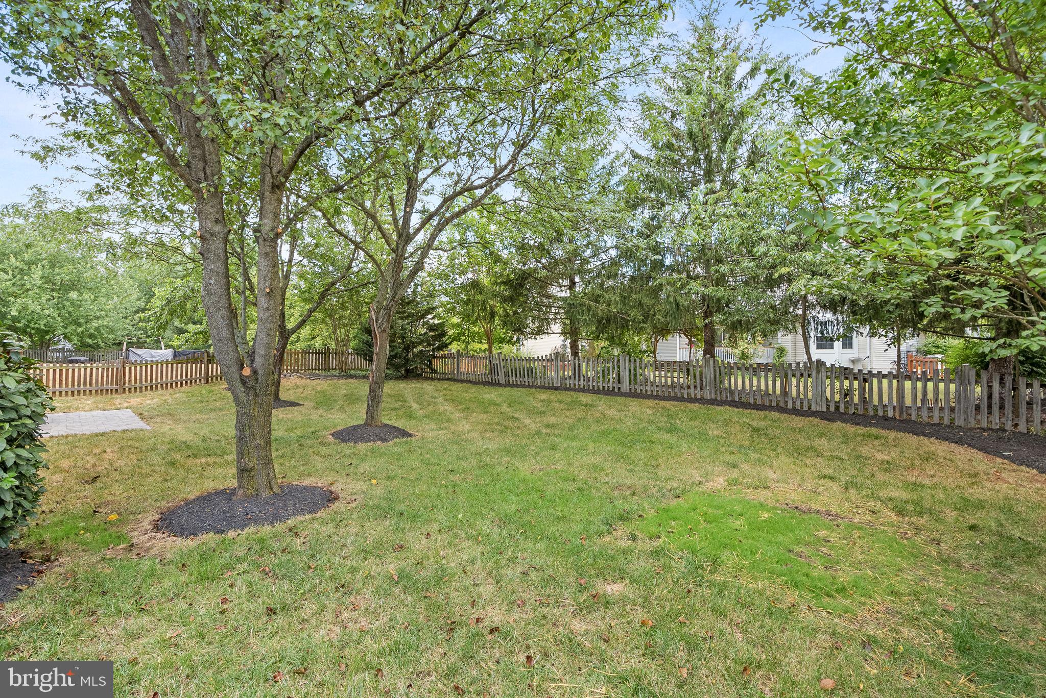 602 Brian Thomas Ct SE
