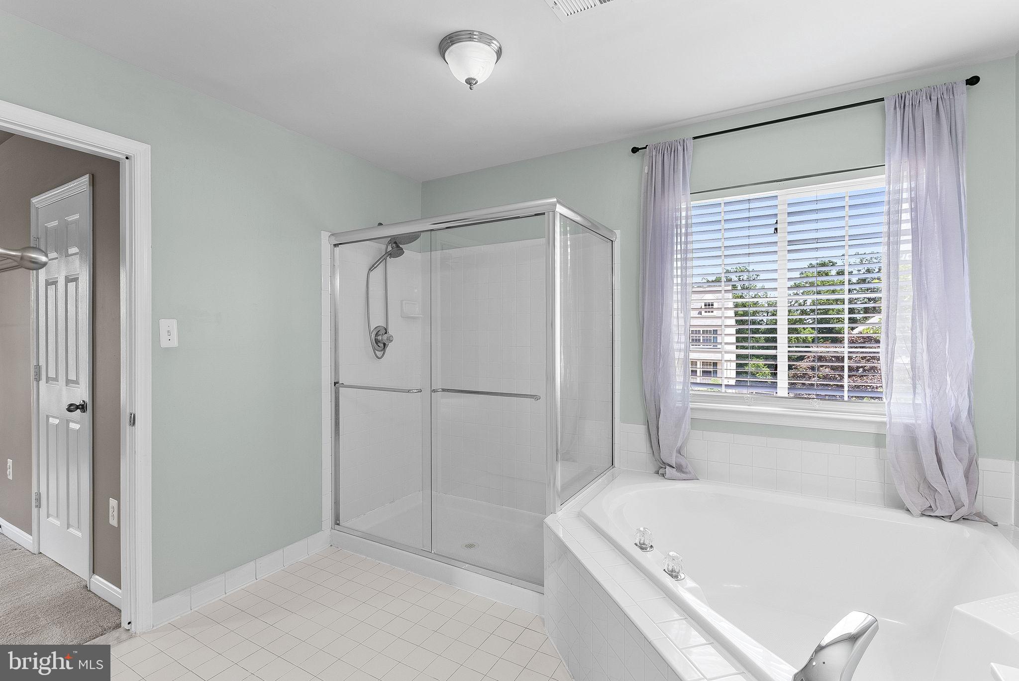 602 Brian Thomas Ct SE