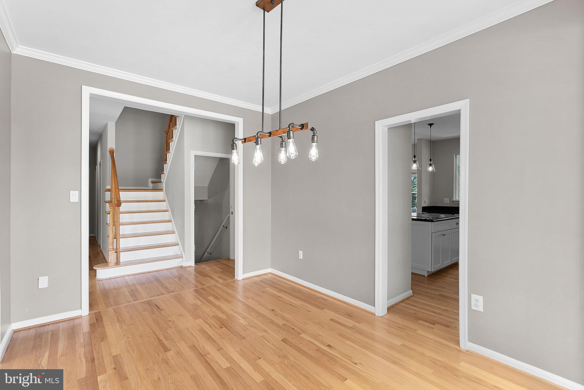 602 Brian Thomas Ct SE