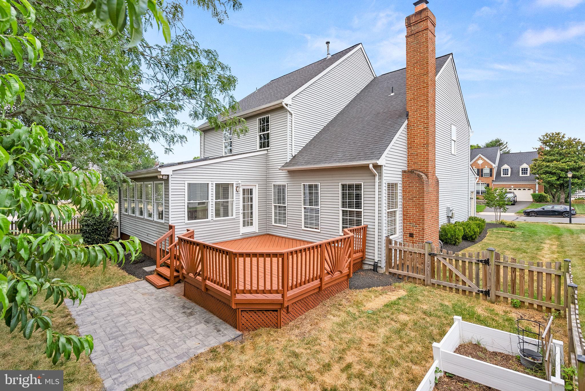 602 Brian Thomas Ct SE