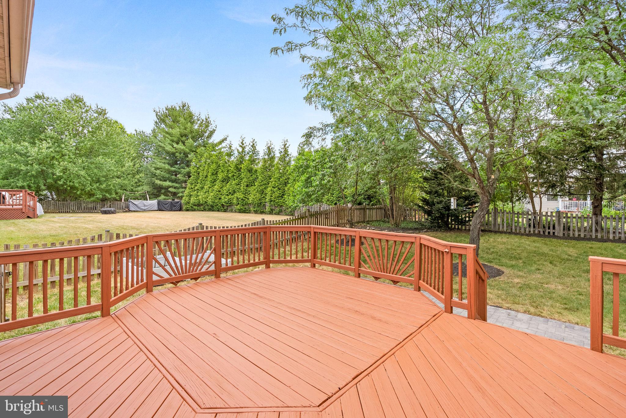 602 Brian Thomas Ct SE