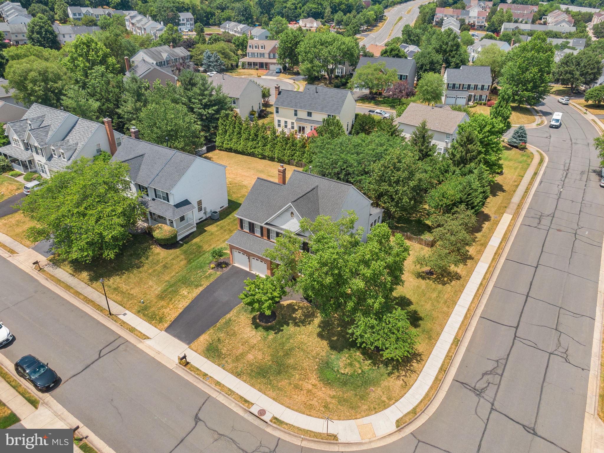 602 Brian Thomas Ct SE
