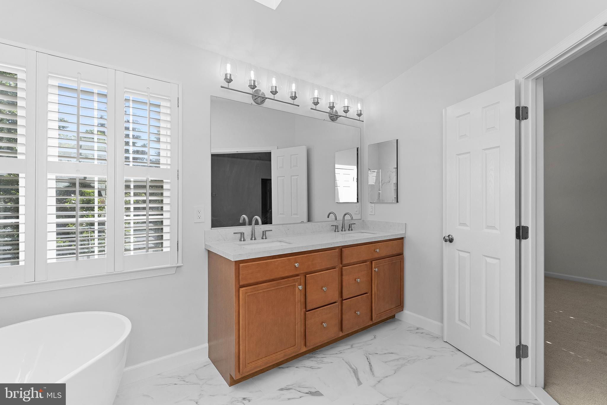 218 MISTY POND TER