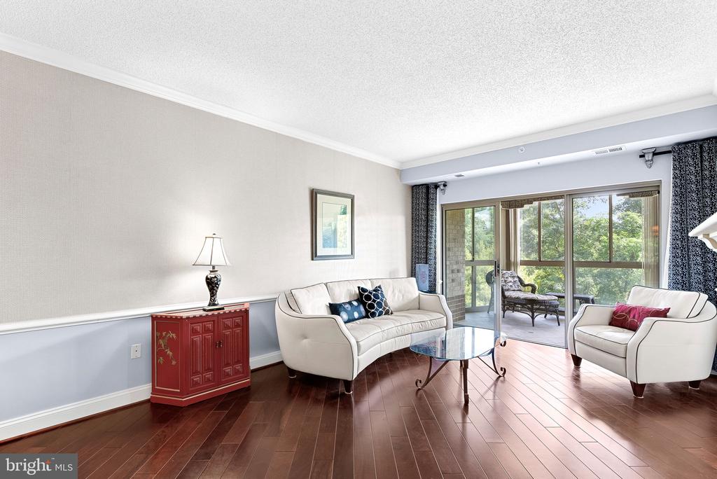 19375 Cypress Ridge Ter #304