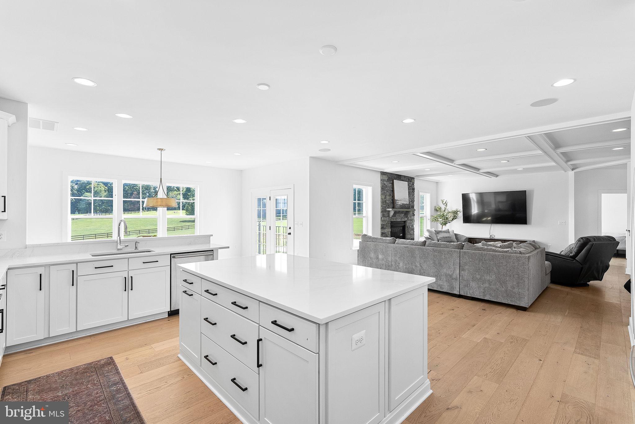 16508 Hillsboro Rd