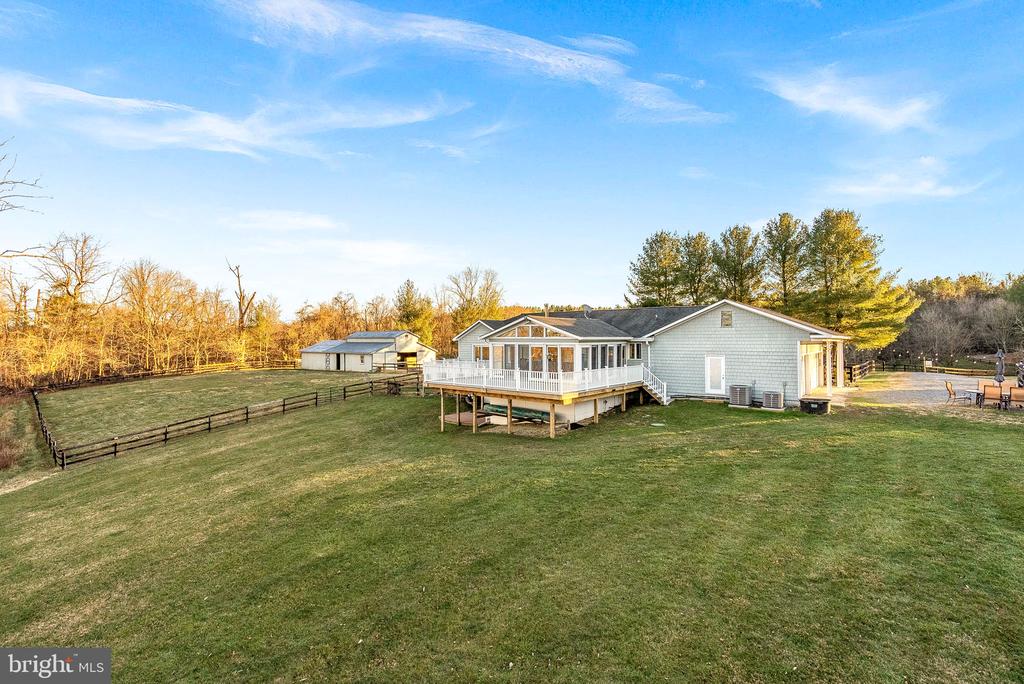 39586 Froggatt Ln
