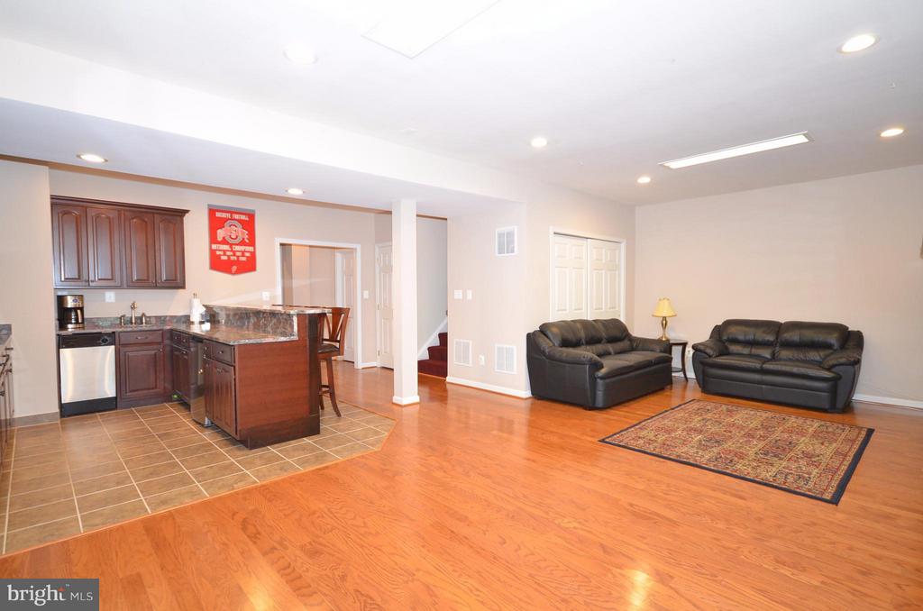 43629 DUNHILL CUP SQ