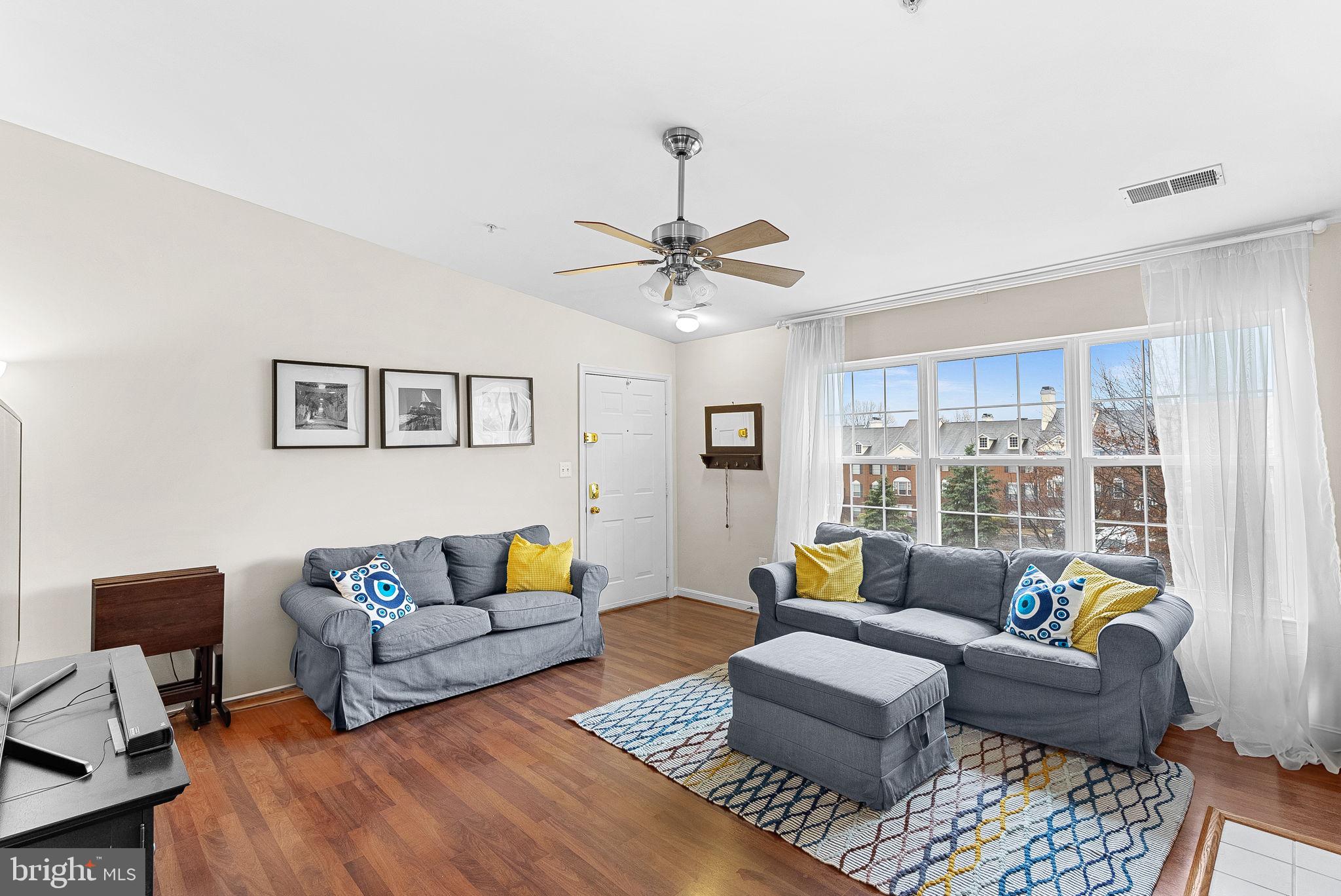 523 Constellation Sq SE #E