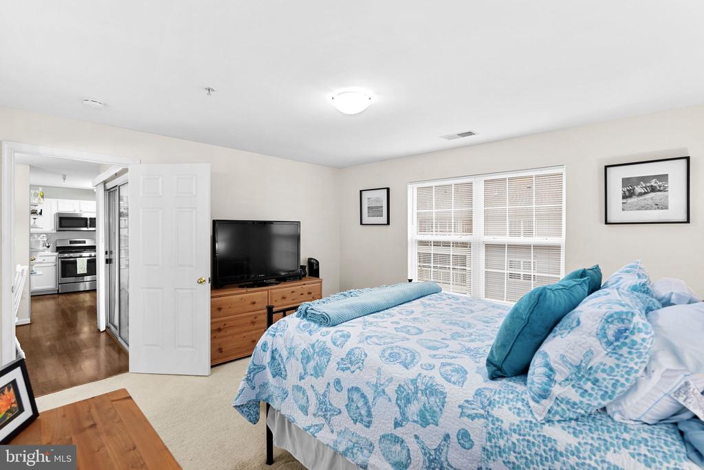 523 Constellation Sq SE #E