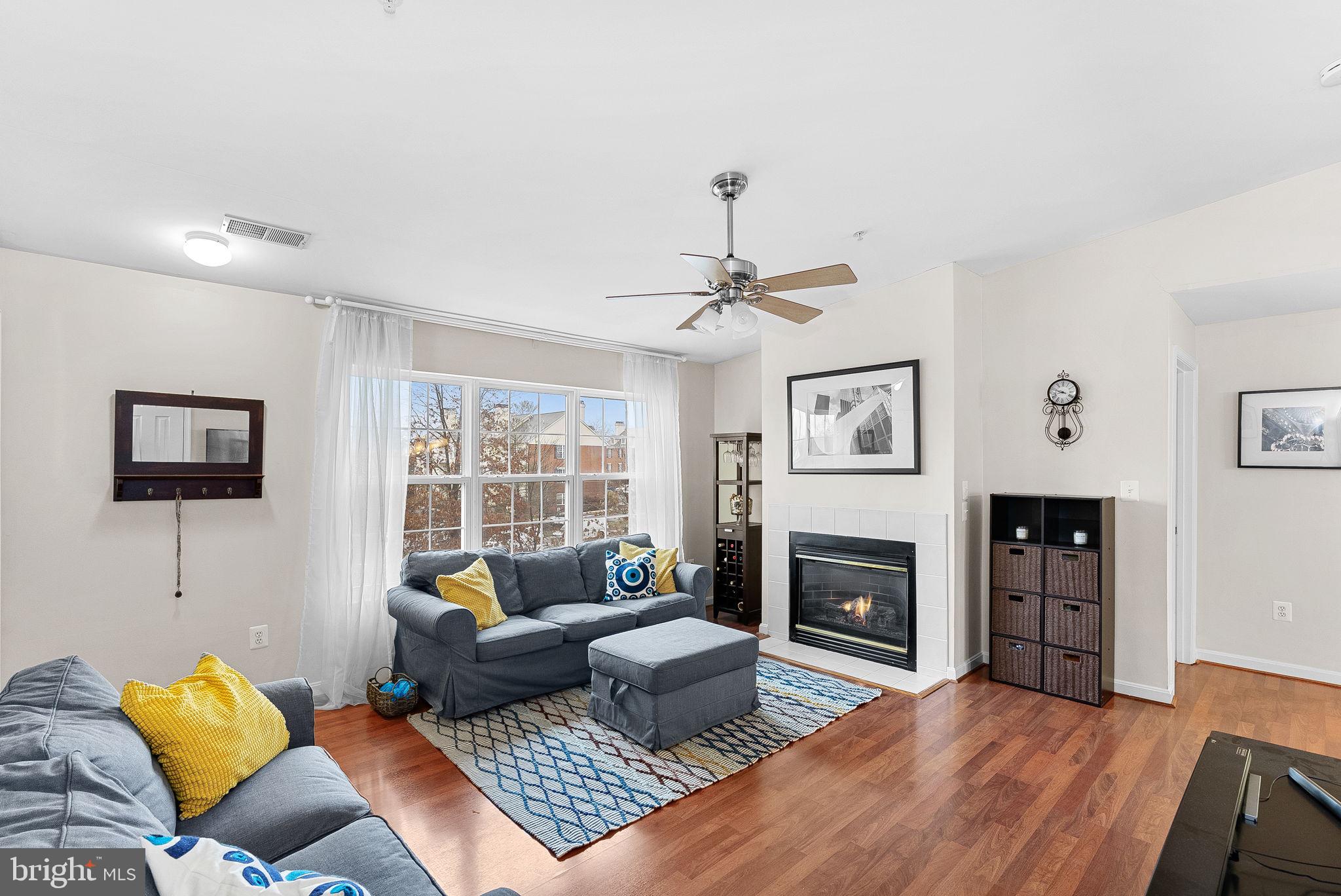 523 Constellation Sq SE #E