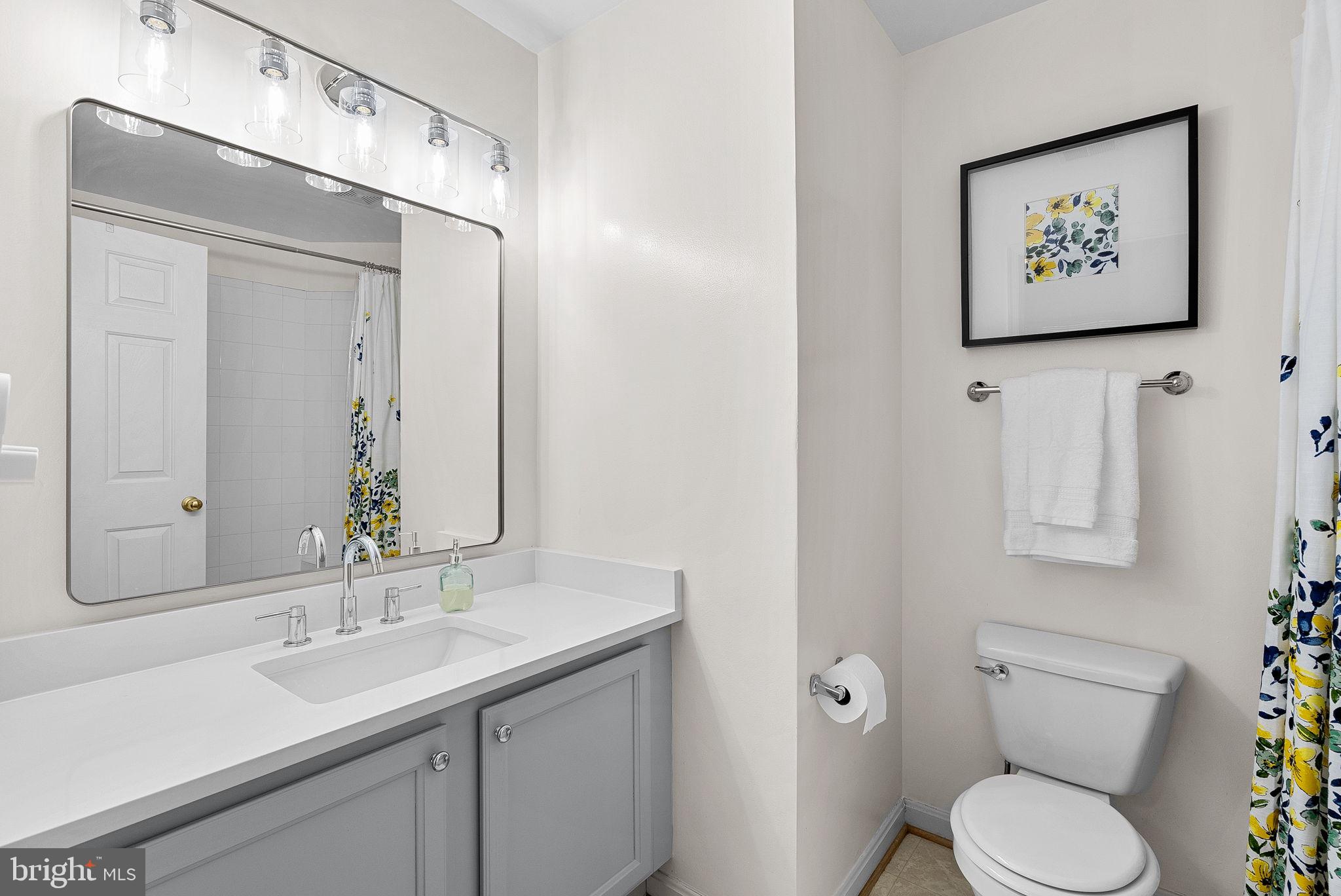 523 Constellation Sq SE #E