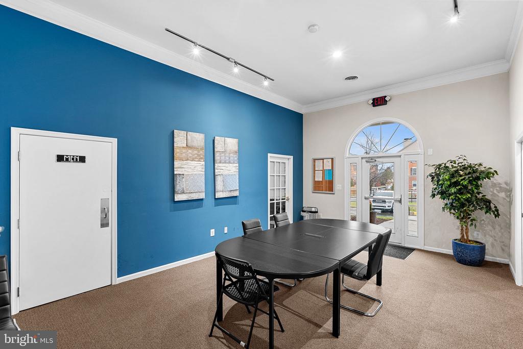 523 Constellation Sq SE #E
