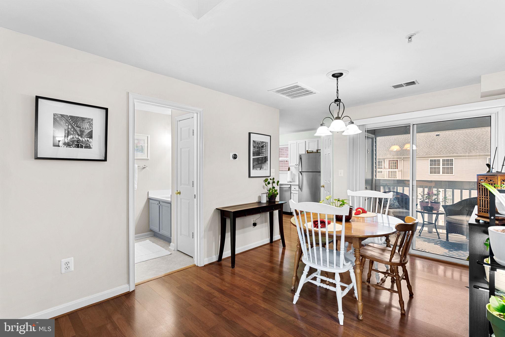 523 Constellation Sq SE #E