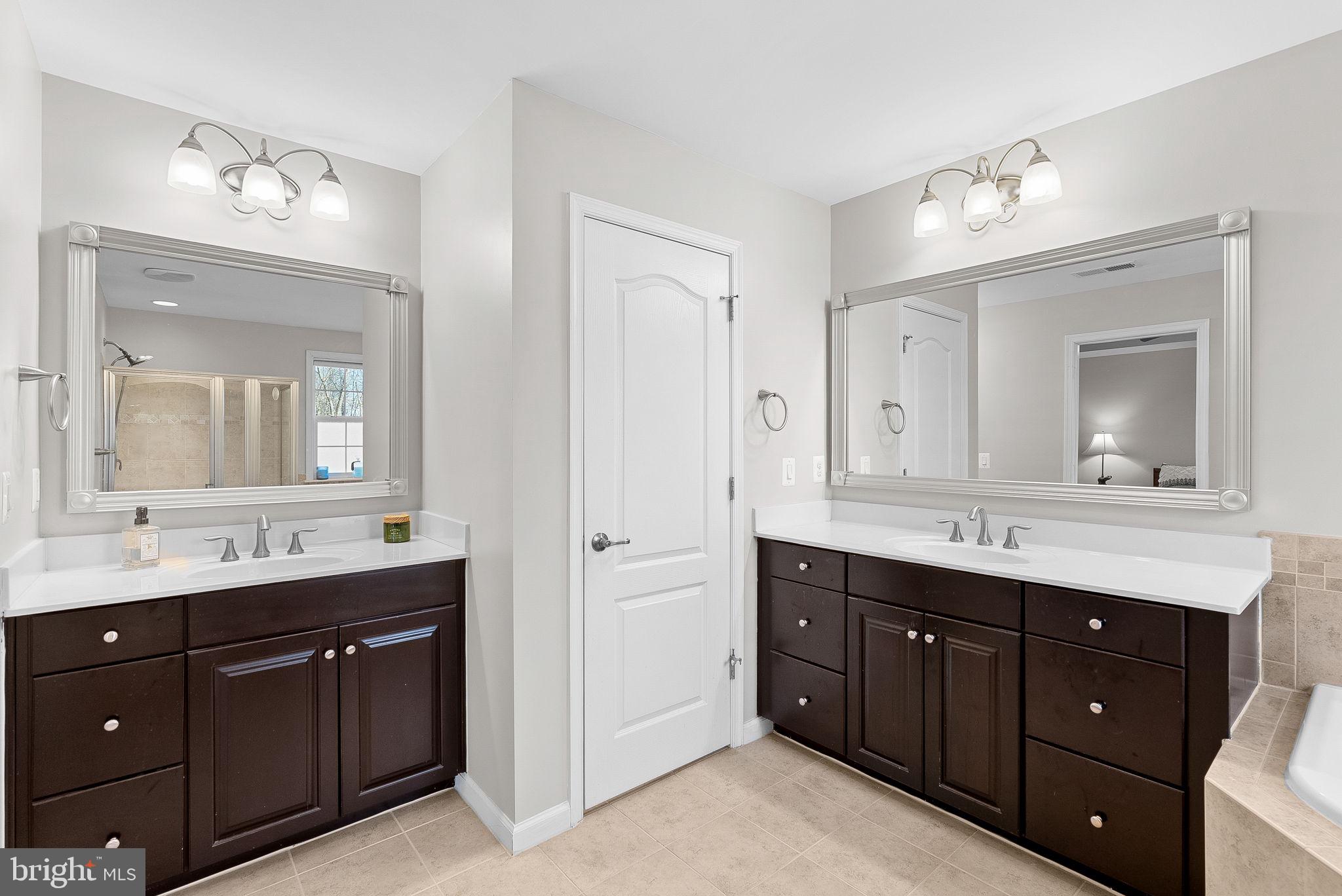 40418 Toucan Way