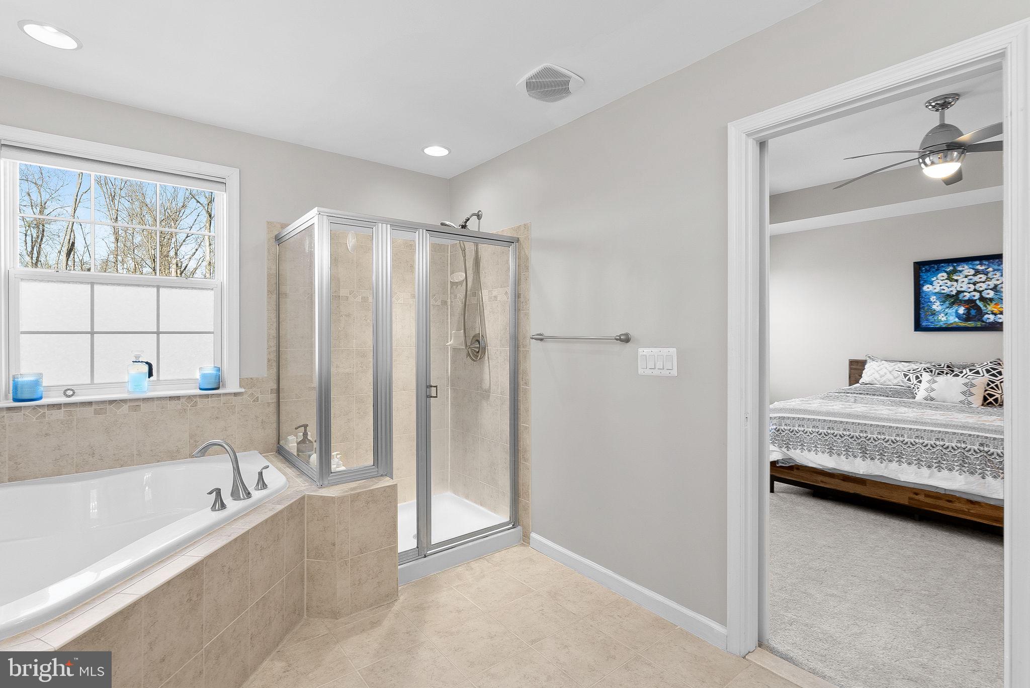 40418 Toucan Way