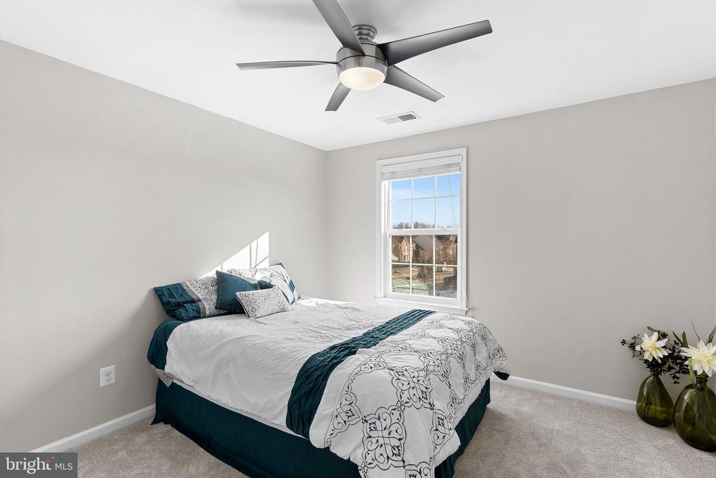 40418 Toucan Way