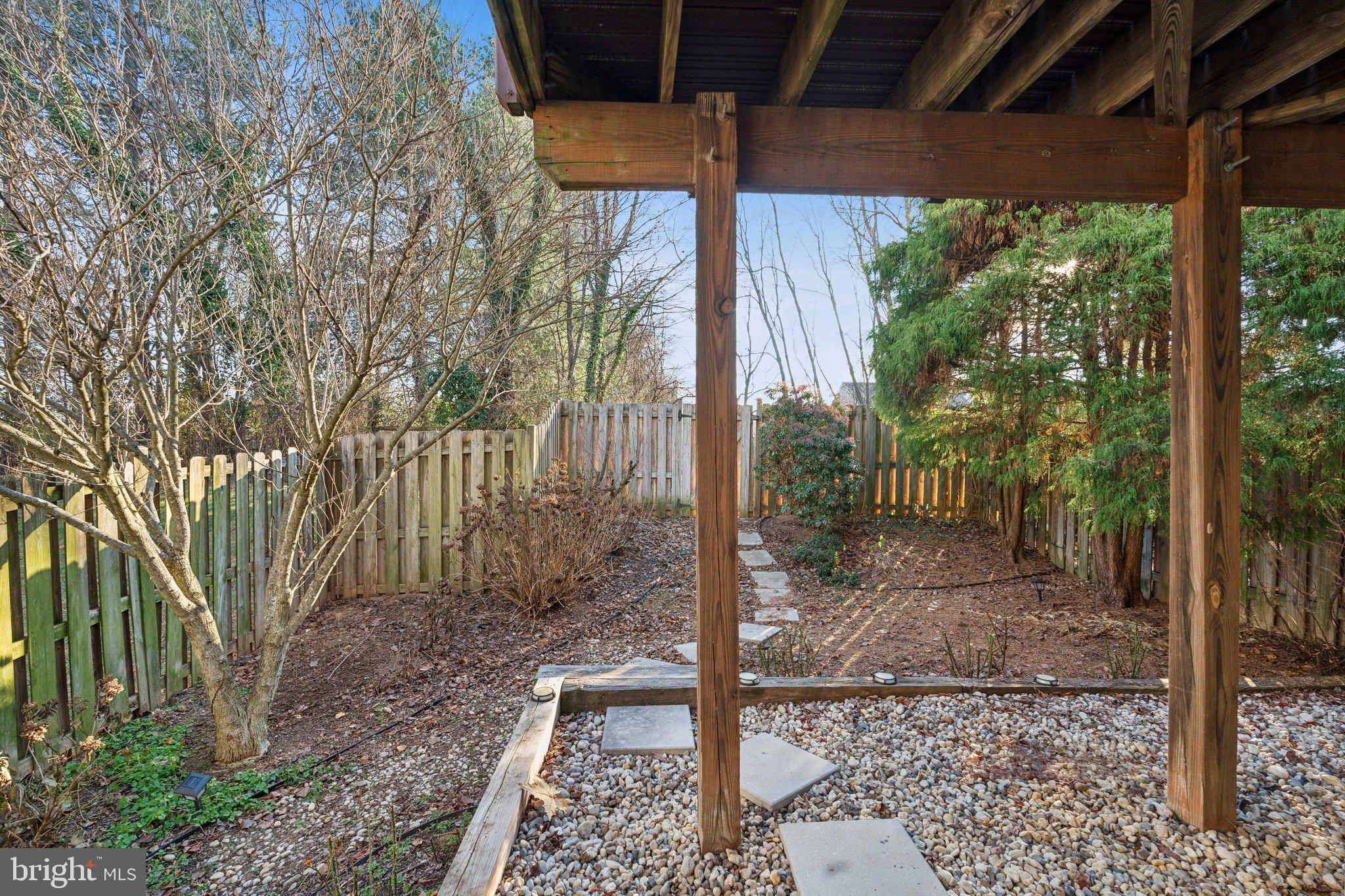 410 MCDANIEL DR