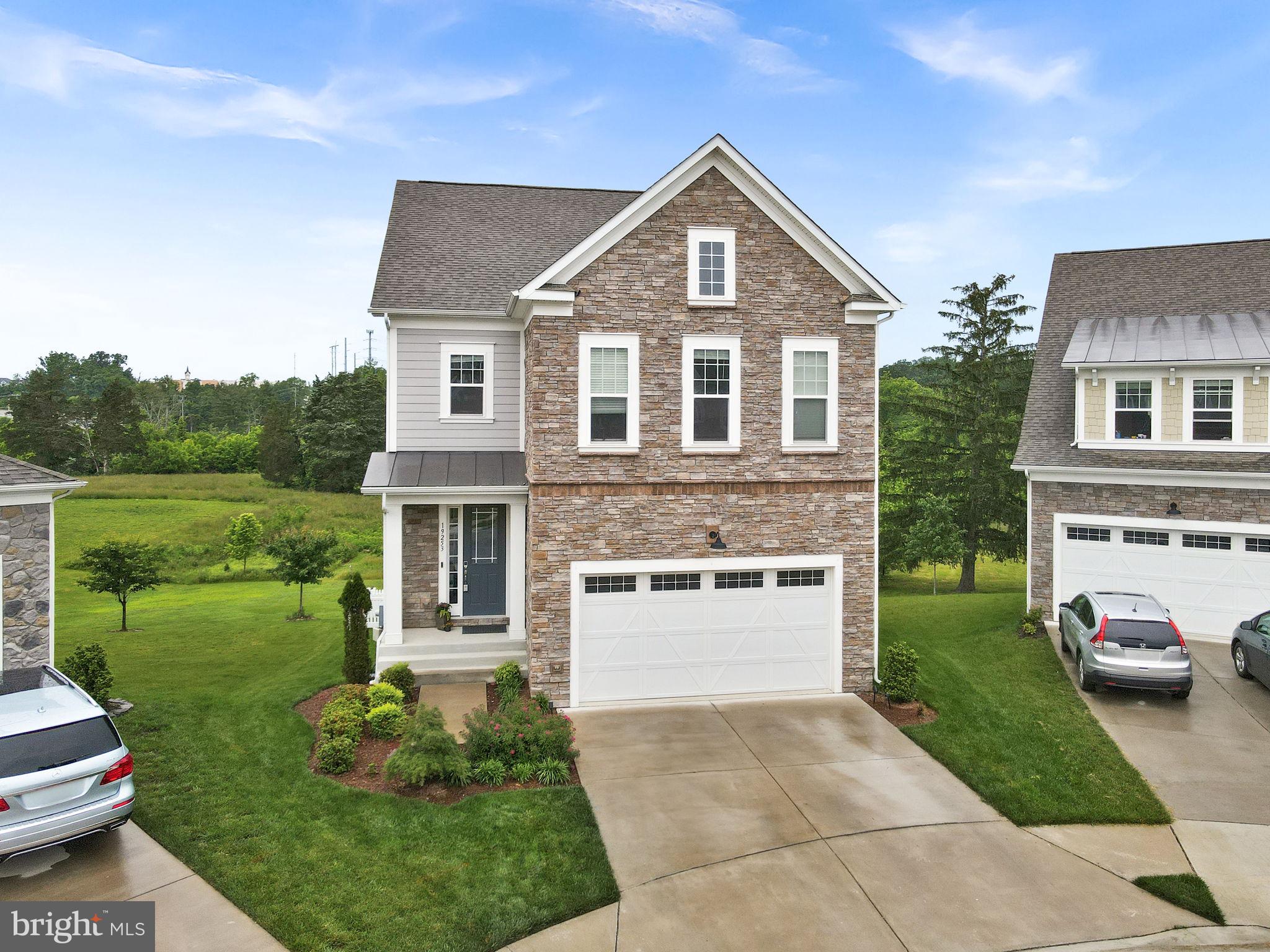 19253 Running Spring Ct