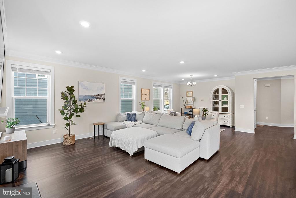 19253 Running Spring Ct