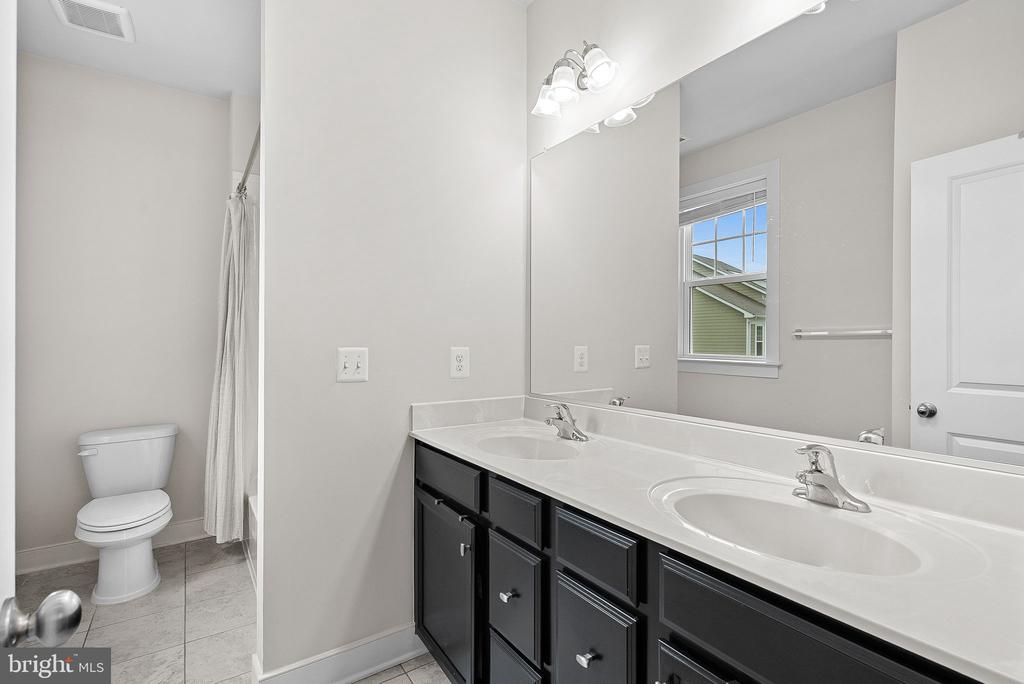 19253 Running Spring Ct