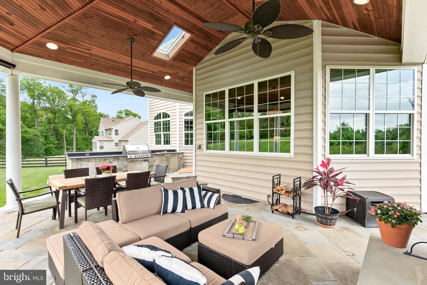 22415 Conservancy Dr