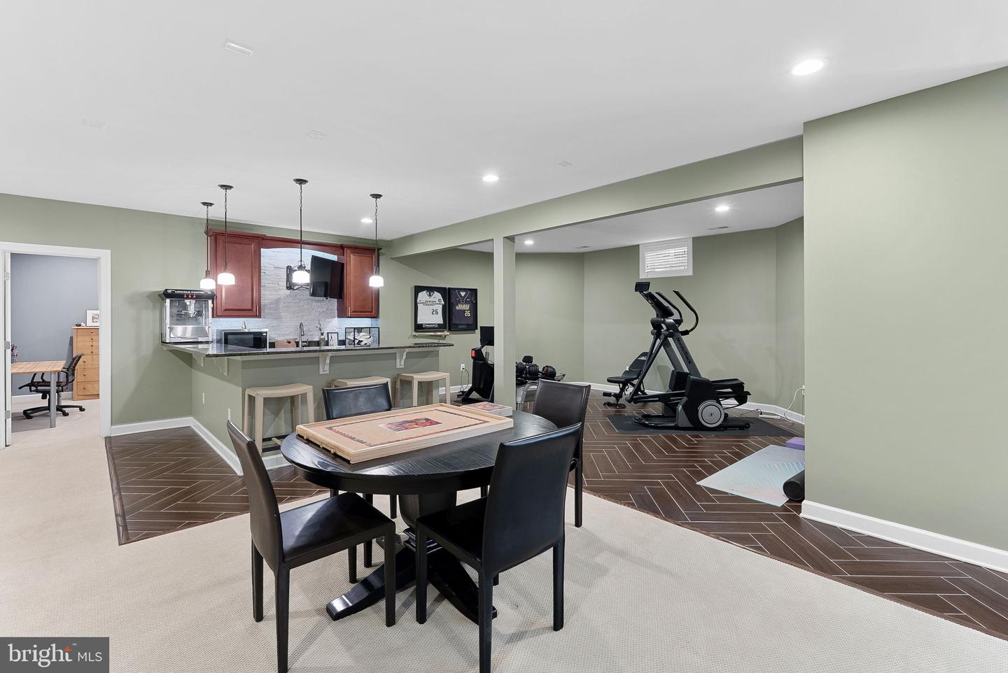 22415 Conservancy Dr