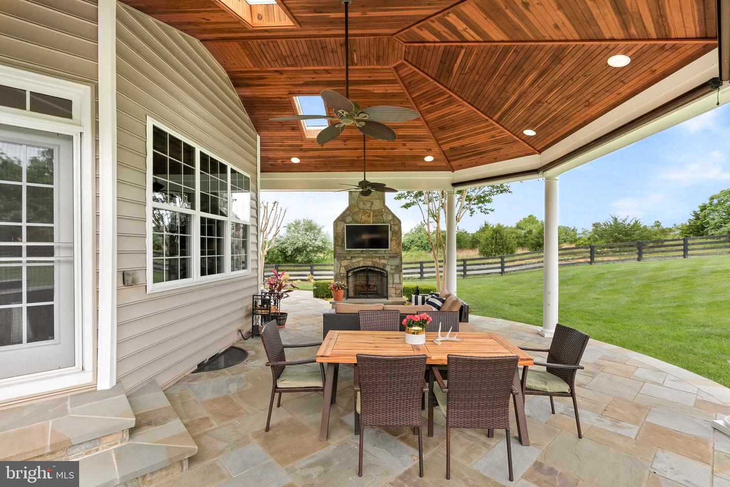 22415 Conservancy Dr
