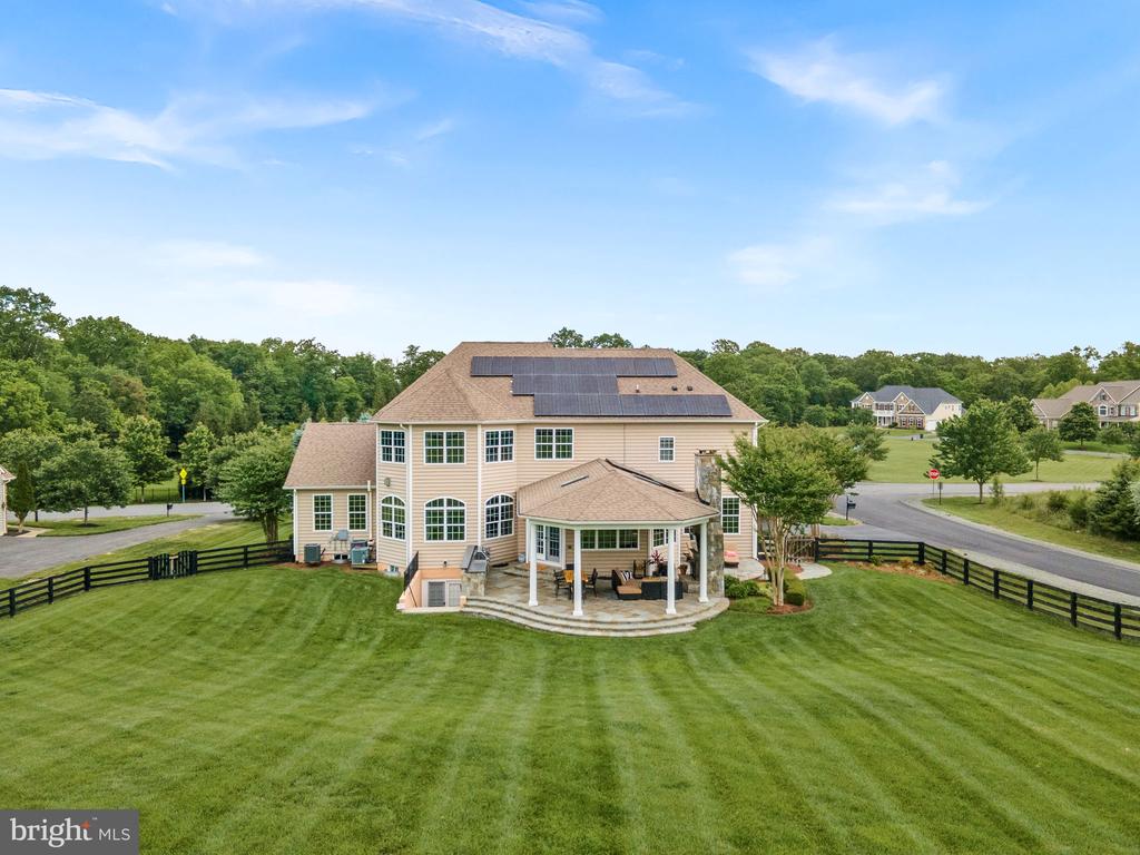 22415 Conservancy Dr