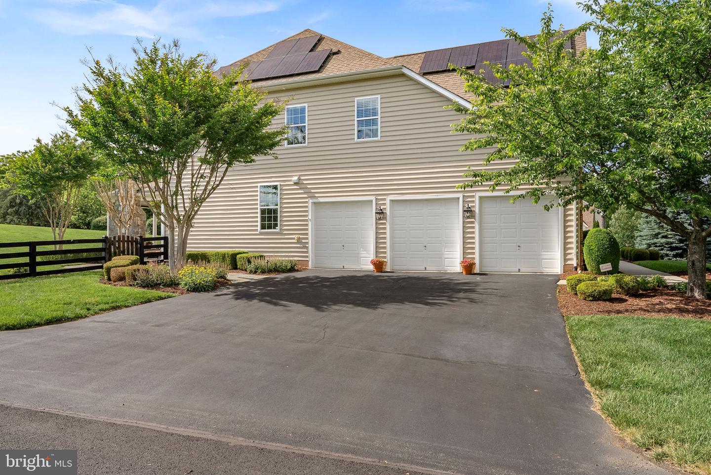 22415 Conservancy Dr