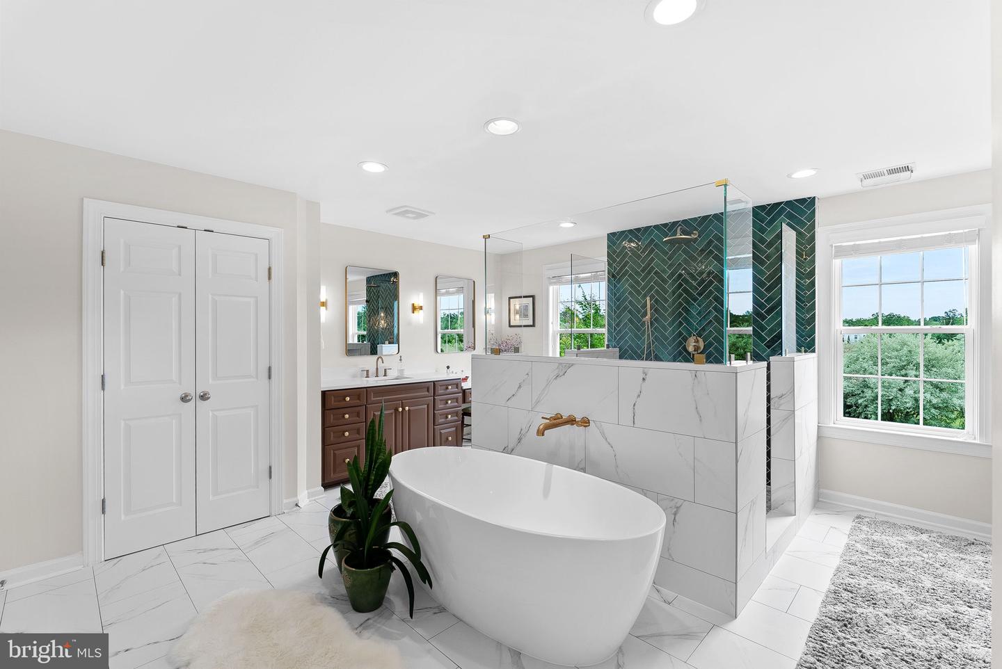 22415 Conservancy Dr