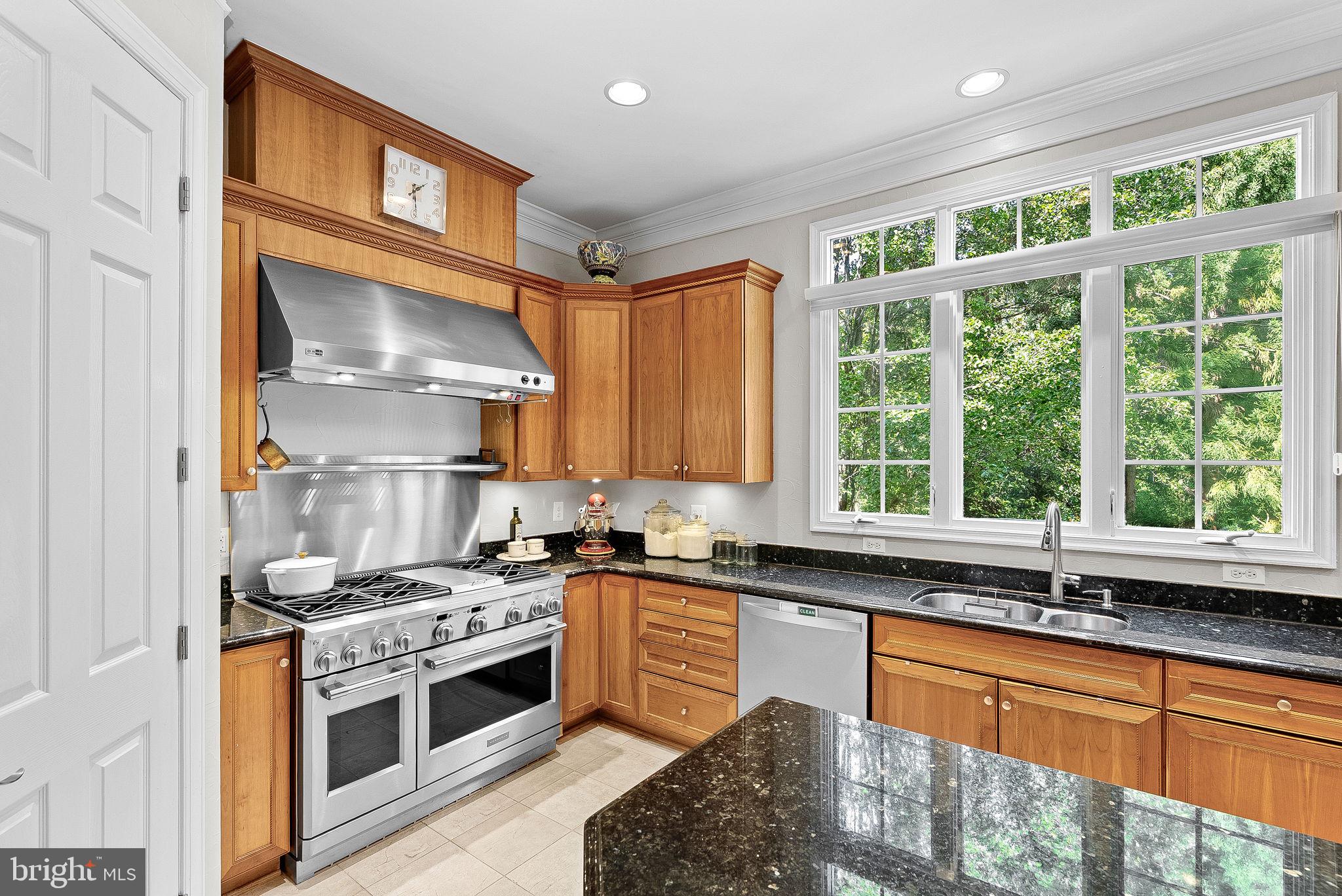43252 OVERVIEW PLACE
