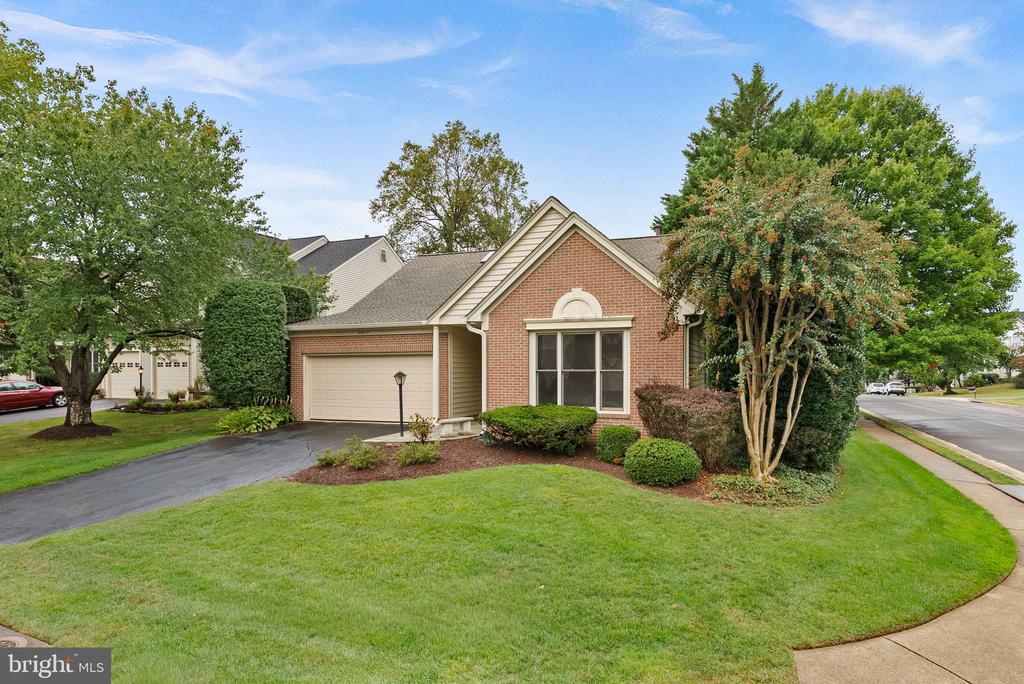 20617 PARKSIDE CIRCLE