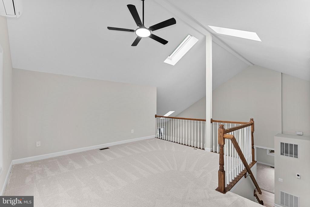 20617 PARKSIDE CIRCLE