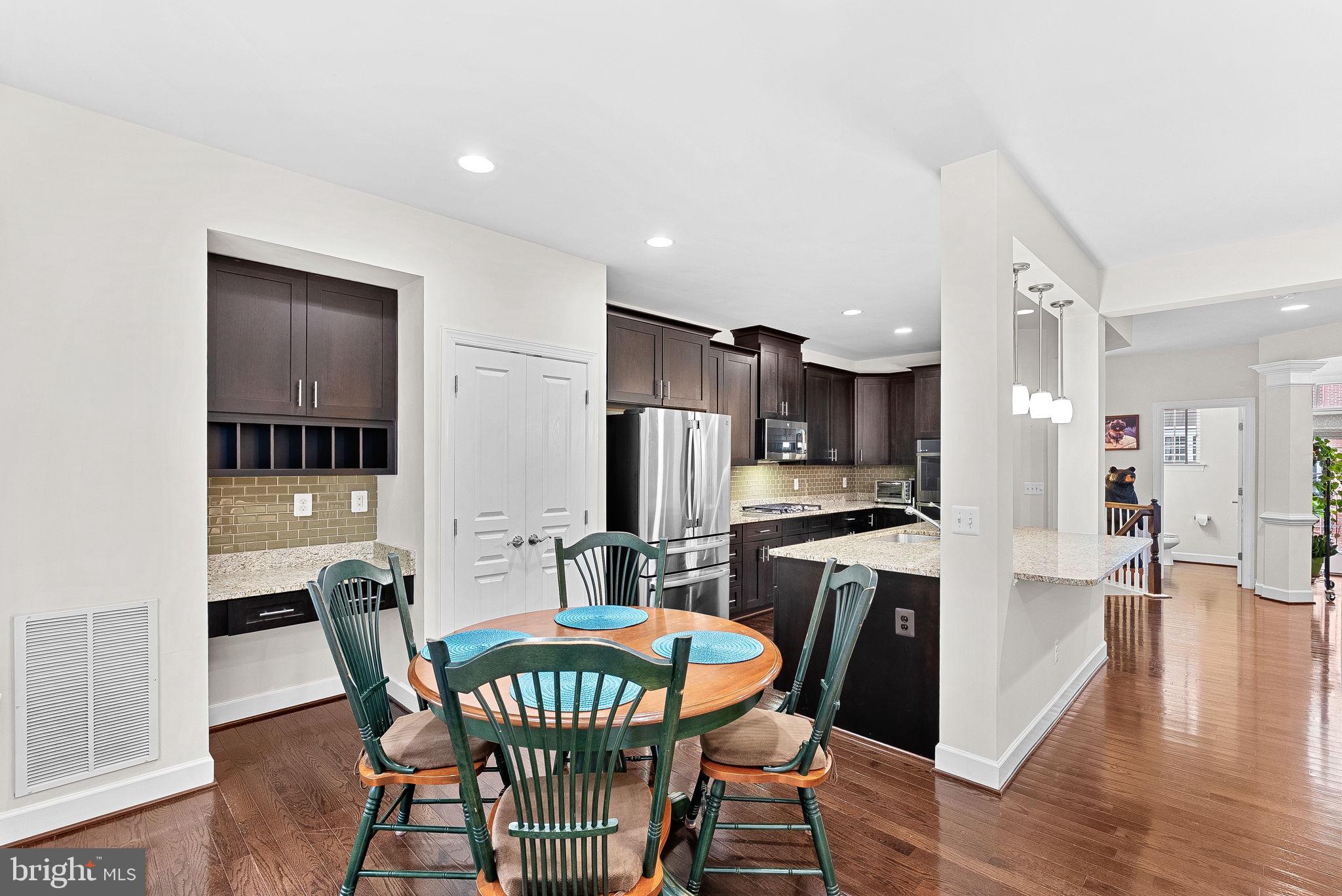 20281 CENTER BROOK SQUARE