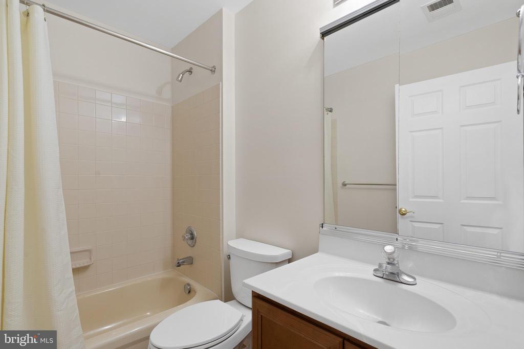 128 IVY HILLS TERRACE