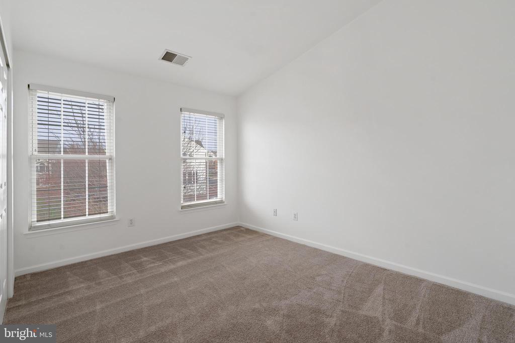 128 IVY HILLS TERRACE