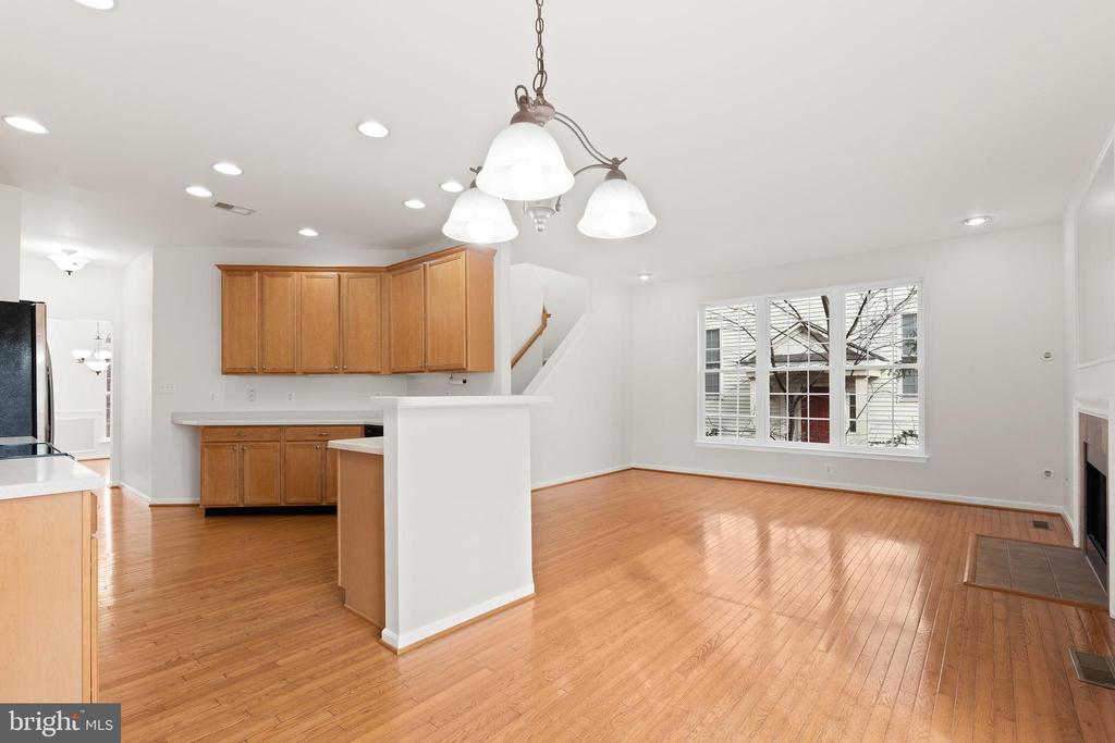 128 IVY HILLS TERRACE